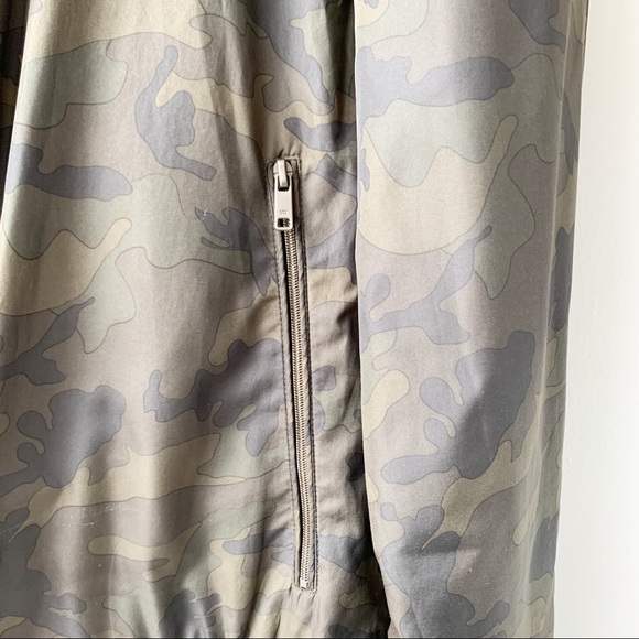 Zara Man Light Bomber Camo Print Jacket - Picture 4 of 13